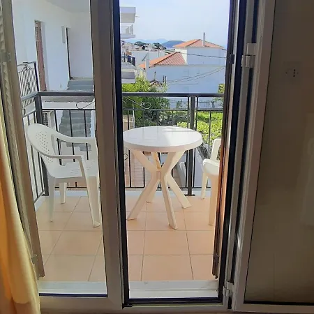 Гостевой дом Aivaliotis House Скиатос