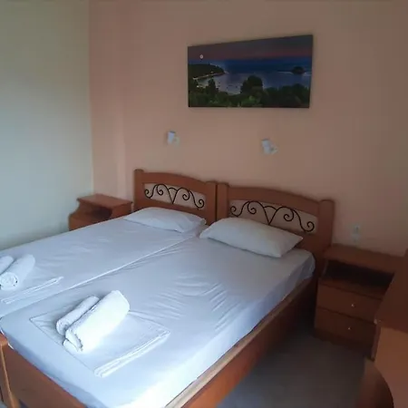 Aivaliotis House بيت ضيافة مدينة سكياثوس